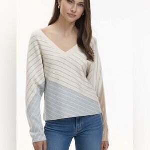 Multi-Directional Striped V-Neck Sweater – Reitmans
